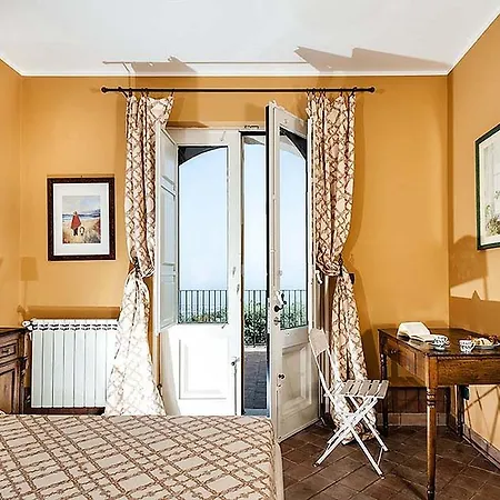 Villa Camilla *